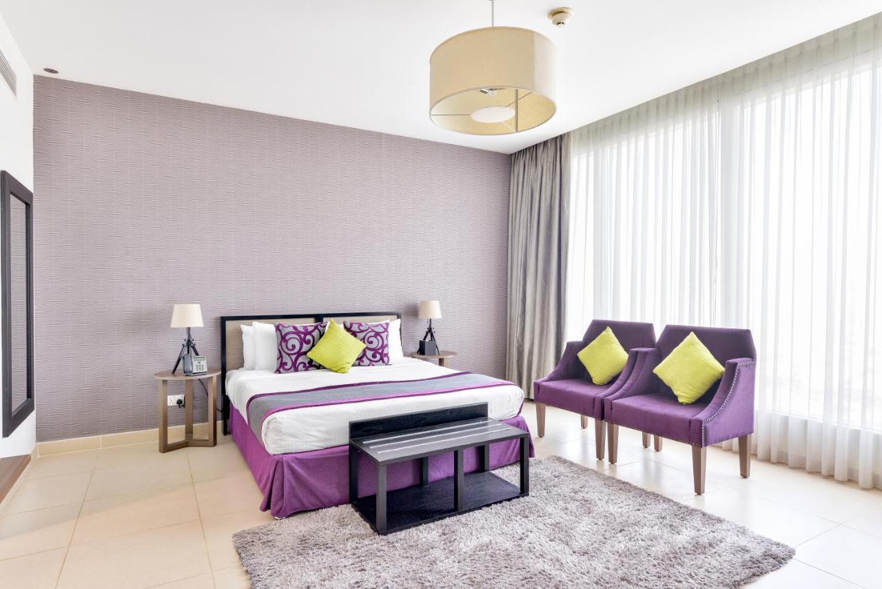 Nassima Tower Hotel Apartments Dubai Exterior photo A bedroom at the hotel